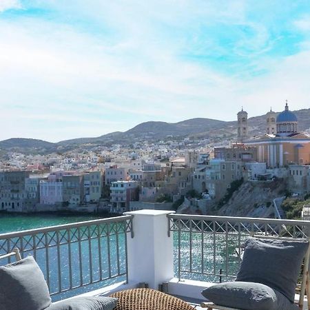 Pafsilipon Suites Ermoupoli Bagian luar foto