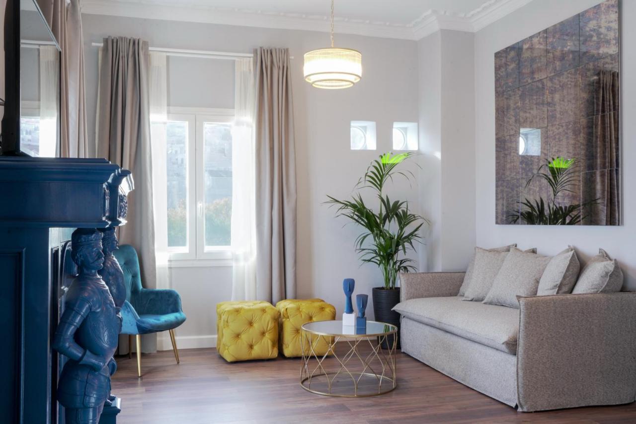 Pafsilipon Suites Ermoupoli Bagian luar foto