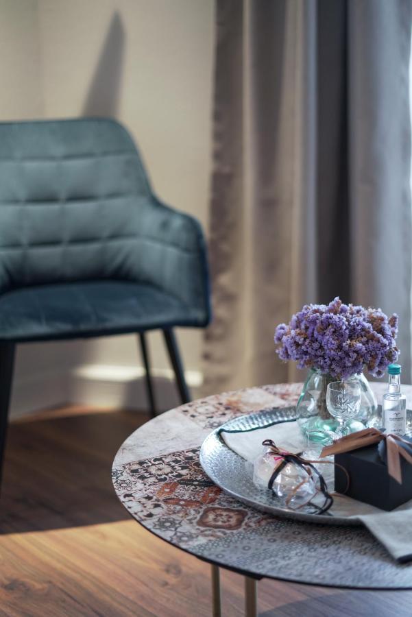 Pafsilipon Suites Ermoupoli Bagian luar foto