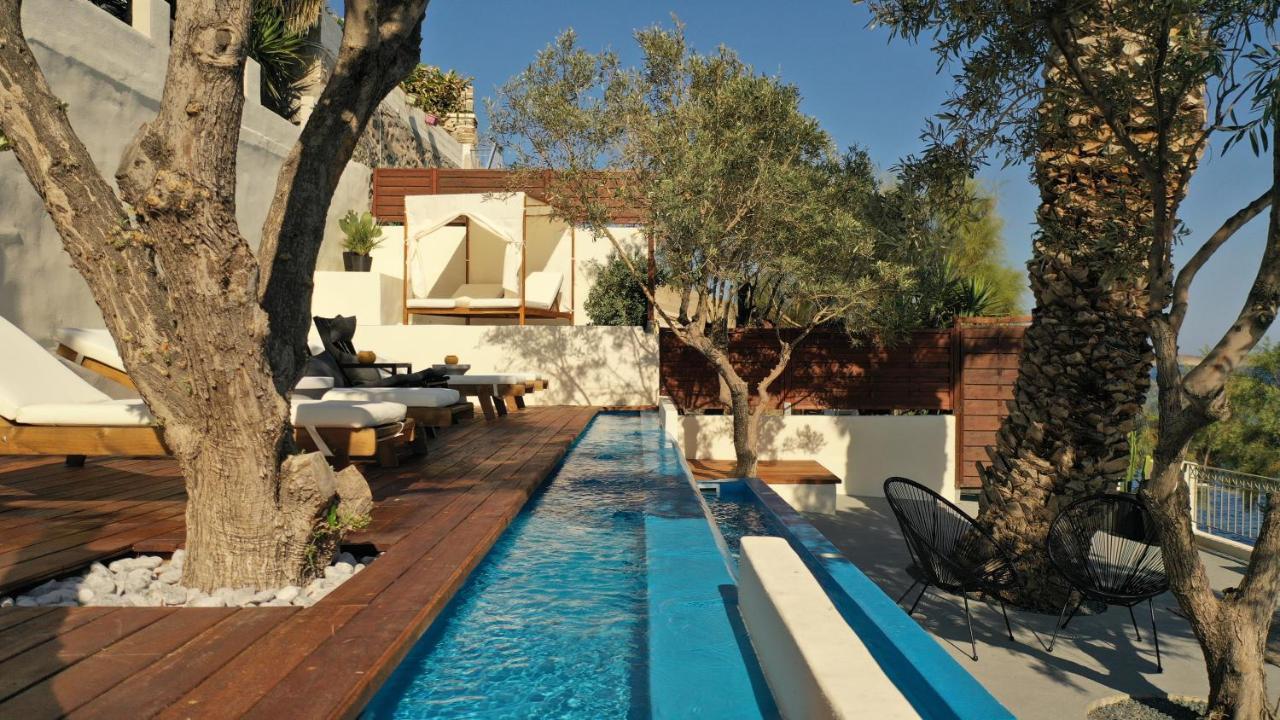 Pafsilipon Suites Ermoupoli Bagian luar foto